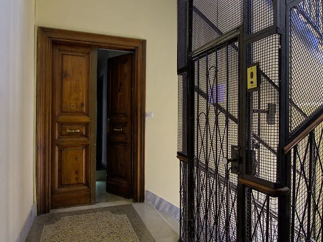 Floor 6 Boutique By Dot Roma